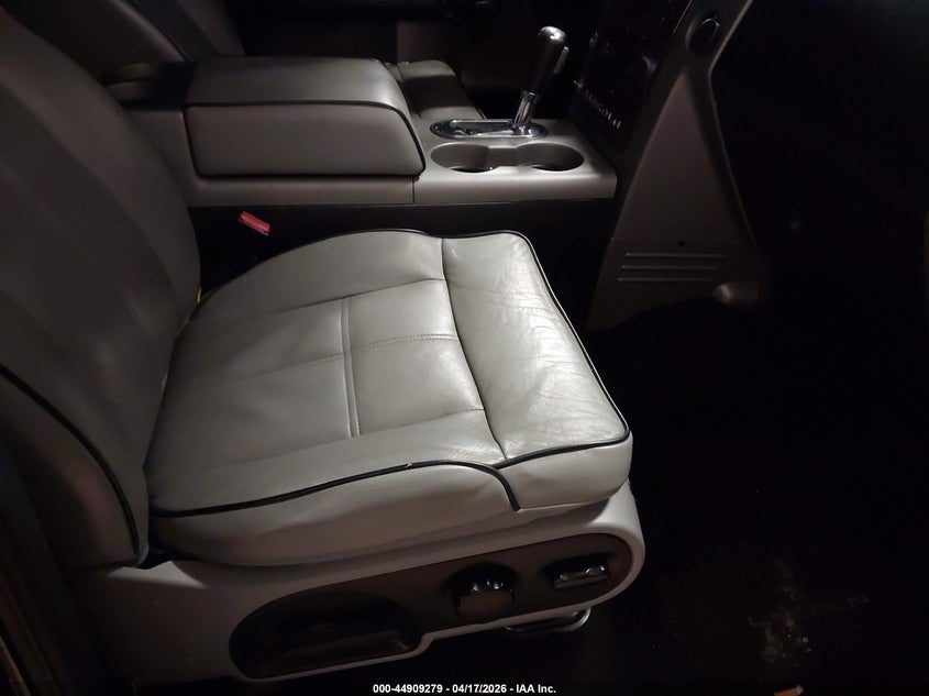 2006 Lincoln Mark Lt