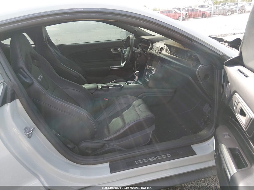 2021 FORD MUSTANG auction photo 5