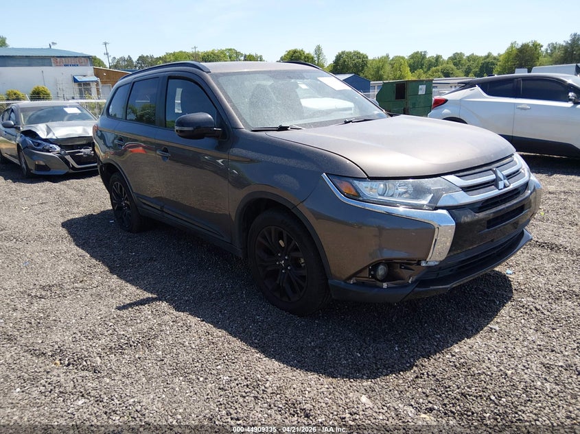 2018 MITSUBISHI OUTLANDER auction photo 1
