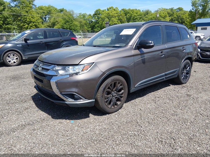 2018 MITSUBISHI OUTLANDER auction photo 2