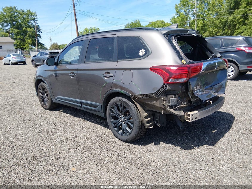 2018 MITSUBISHI OUTLANDER auction photo 3