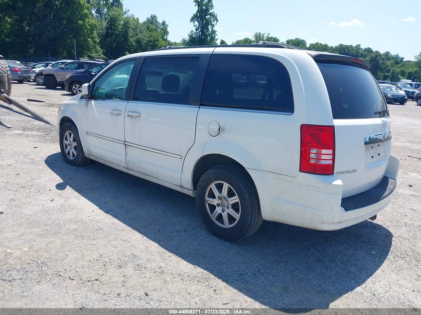 Vin: 2a4rr5d13ar369885, lot: 45406740, chrysler town & country touring 20103