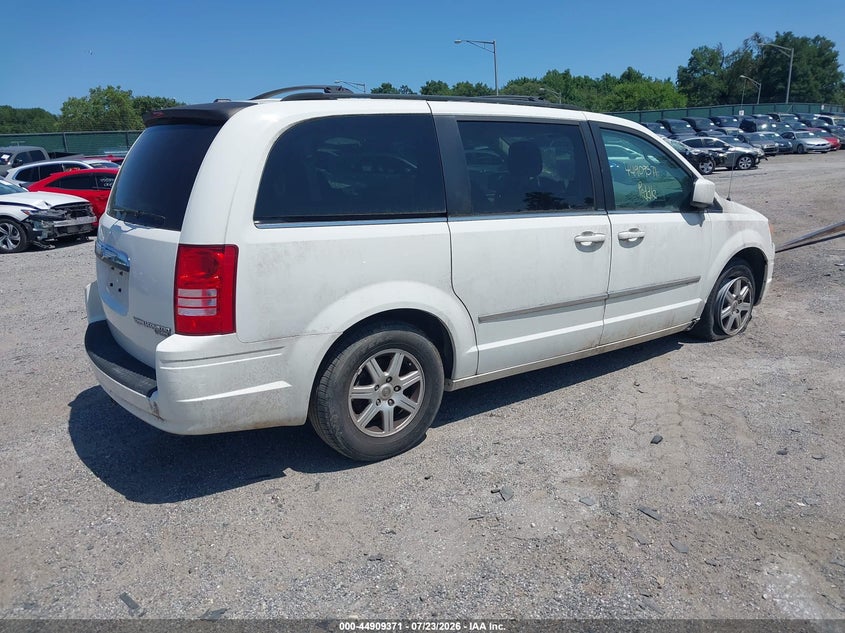 Vin: 2a4rr5d13ar369885, lot: 45406740, chrysler town & country touring 20104