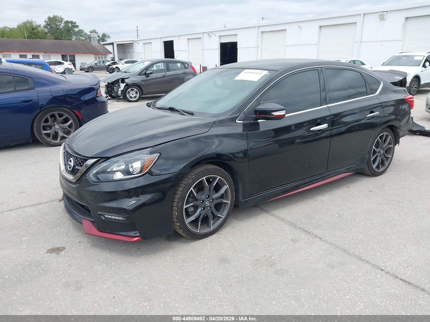 3N1CB7AP4HY289285 2017 NISSAN SENTRA NISMO photo 1