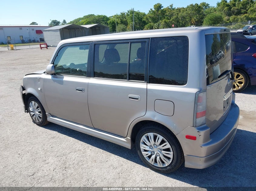 2005 Scion Xb