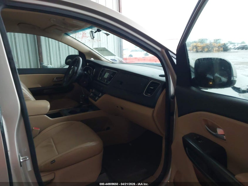 2016 Kia Sedona Lx