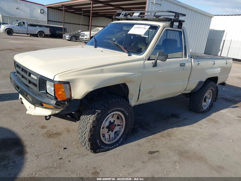 1986 Toyota Pickup Rn63 Std VIN: JT4RN63R9G0031909 Lot: 44909736