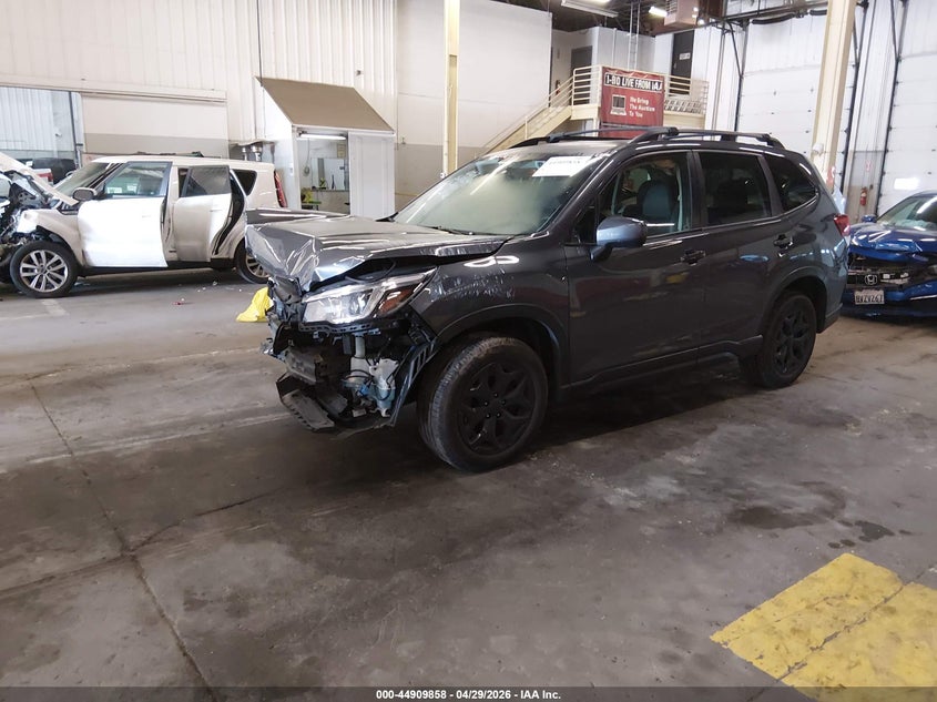 2020 Subaru Forester Premium JF2SKAJCXLH467452 photo 1