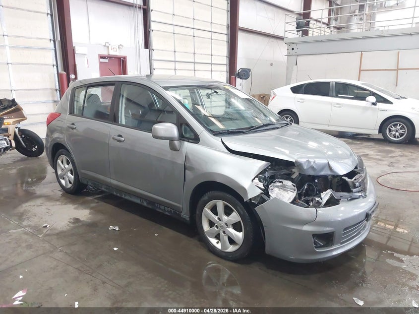 2011 NISSAN VERSA 1.8SL