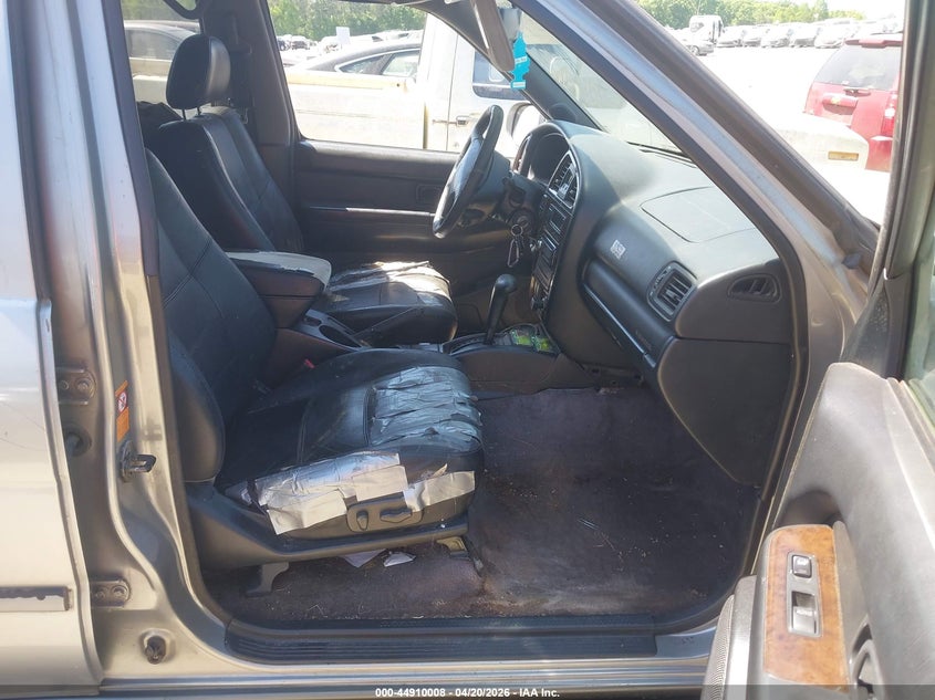 2001 Nissan Pathfinder Le