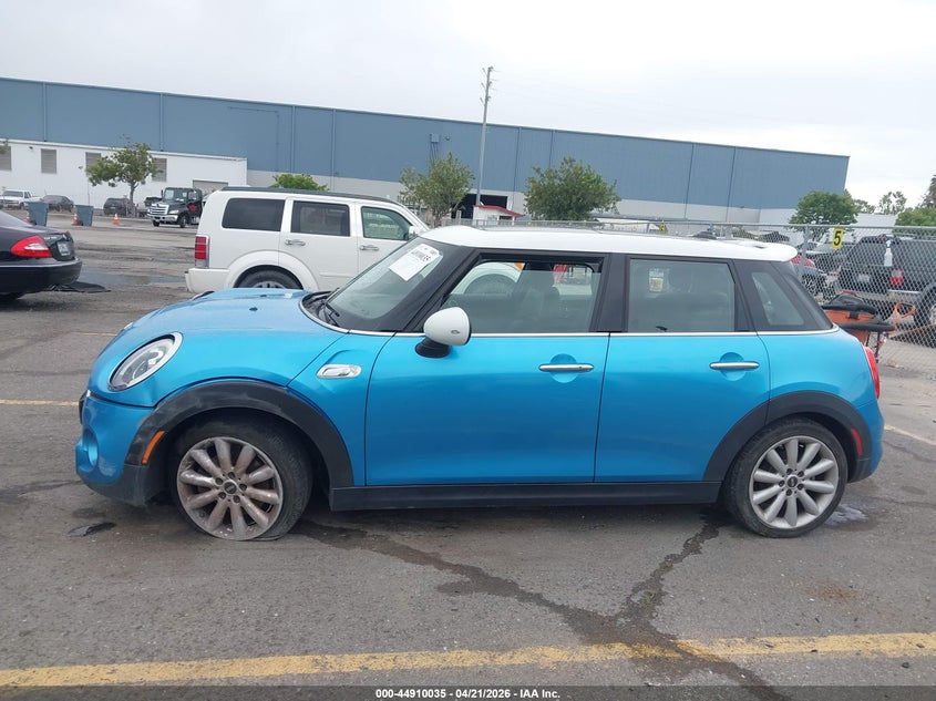 2015 Mini Hardtop Cooper S VIN: WMWXU3C58F2B58661 Lot: 44910035