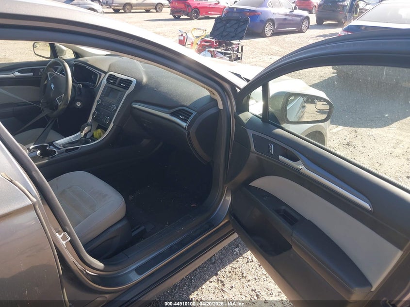 2014 Ford Fusion Hybrid S