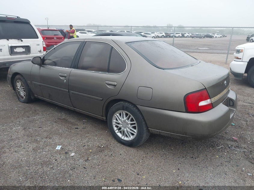 2001 Nissan Altima Gxe