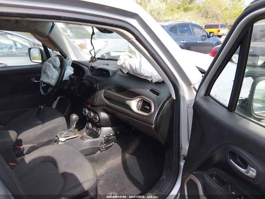 2017 Jeep Renegade Latitude 4X4