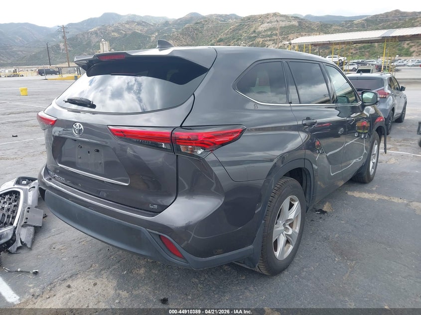 2022 Toyota Highlander Le