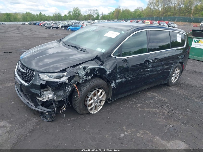 Vin: 2c4rc1fg3rr143083, lot: 45407807, chrysler pacifica touring 20242