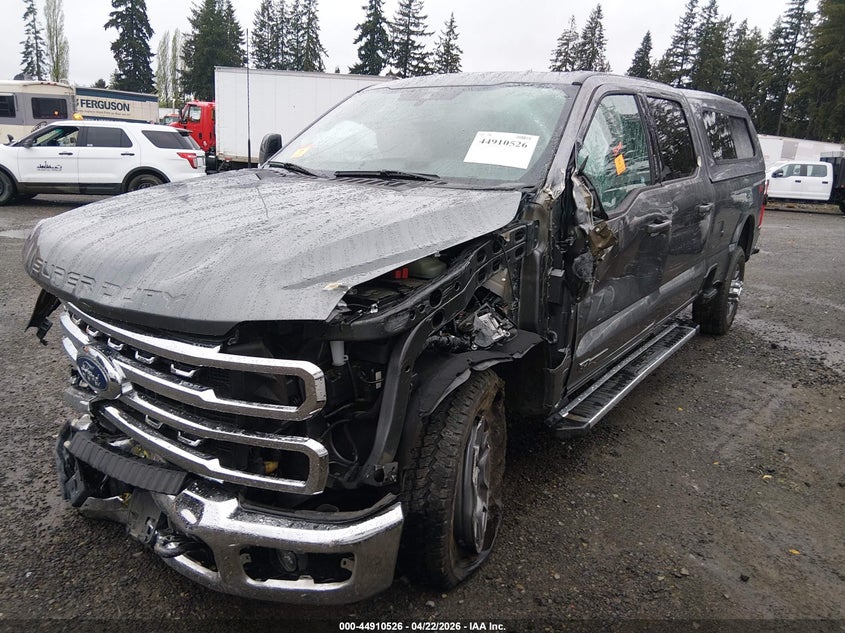 1FT8W3BT9REF01950 2024 FORD F-350 LARIAT photo 1