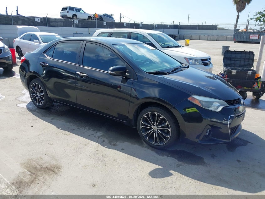 5YFBURHE1EP171077 TOYOTA COROLLA Photo 1