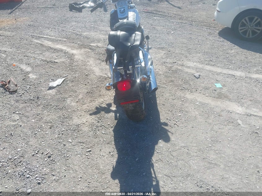 2009 HARLEY-DAVIDSON FXDF auction photo 6