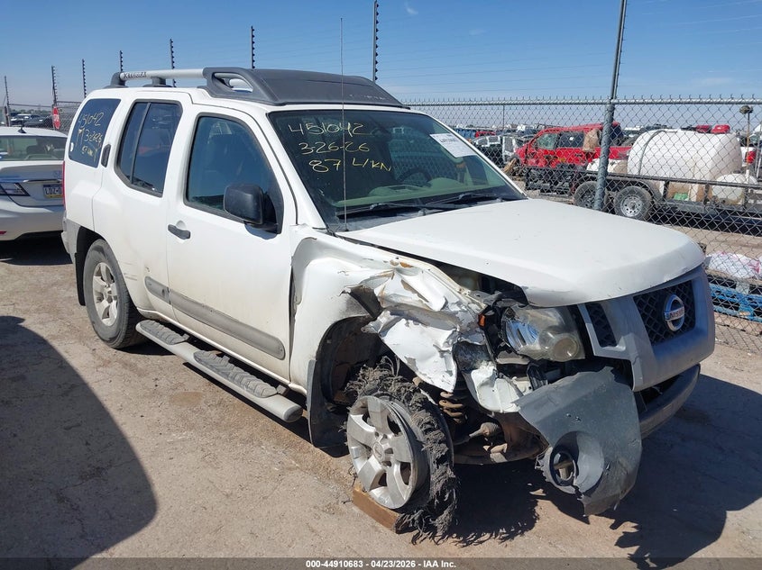 2013 NISSAN XTERRA S