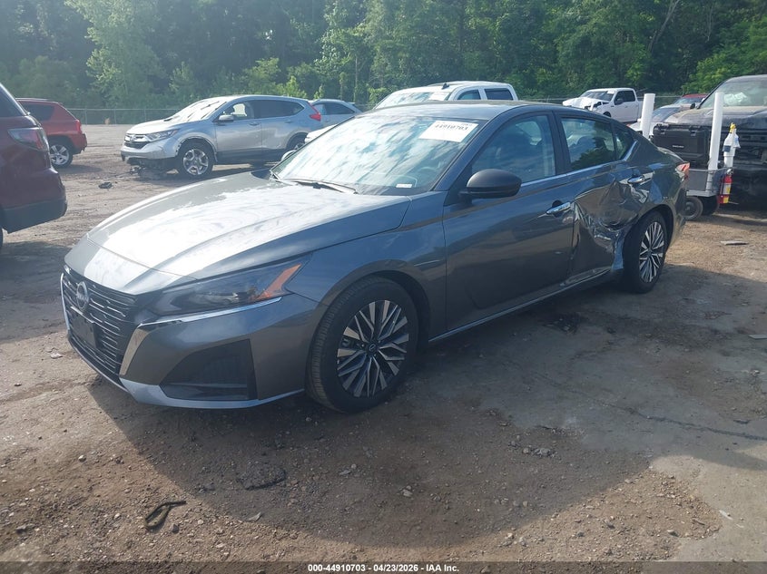 2025 Nissan Altima Sv Fwd