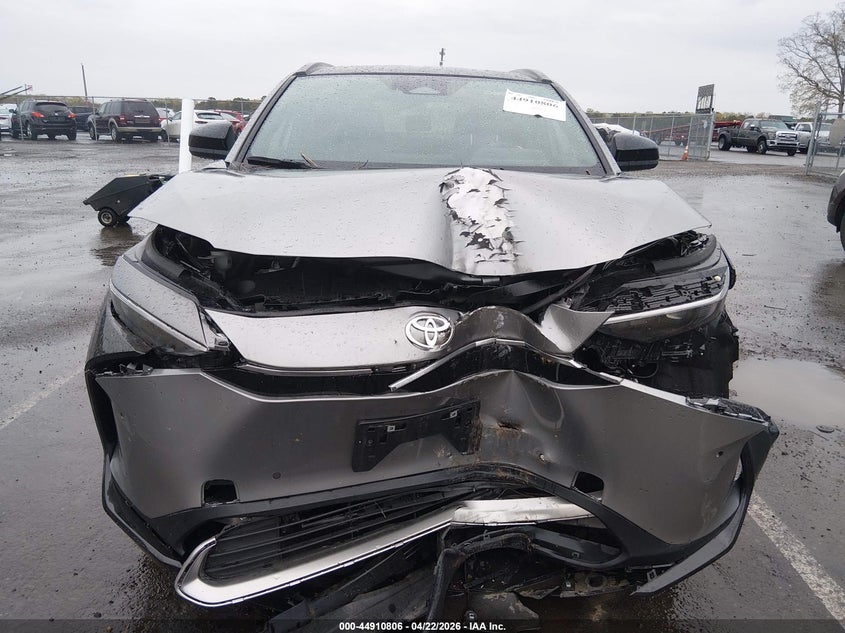 2024 Toyota Bz4X Xle VIN: JTMABACA4RA056720 Lot: 44910806