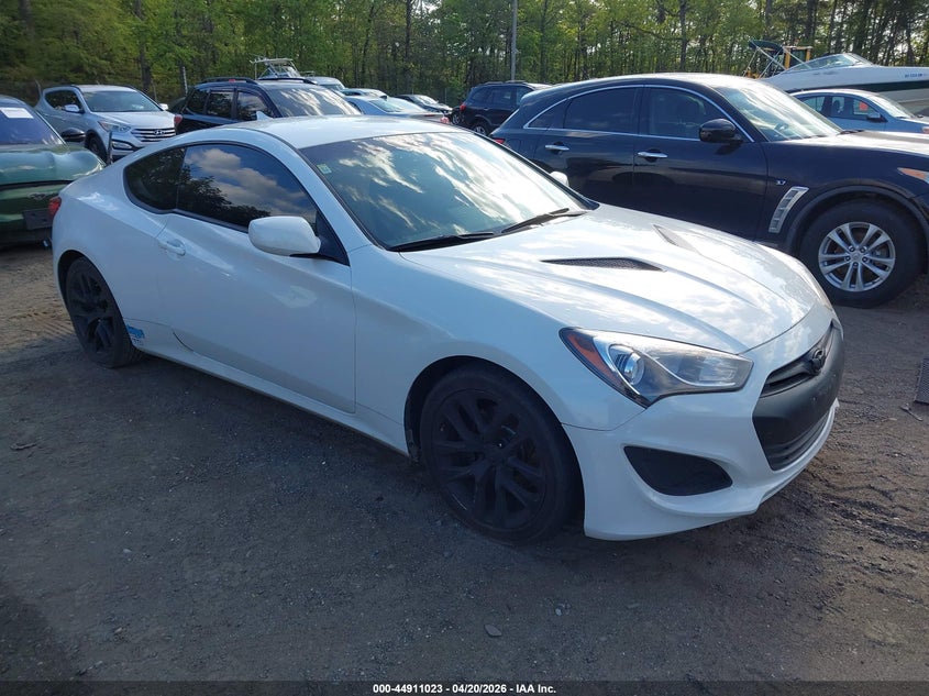 2013 Hyundai Genesis 2.0T