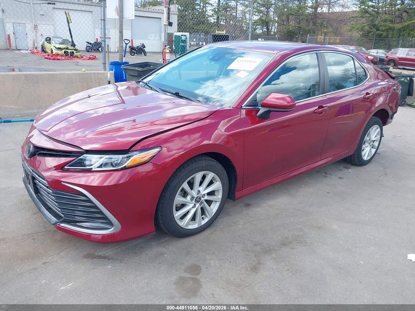 2022 Toyota Camry Le