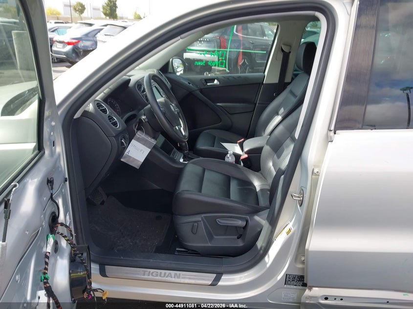 2011 Volkswagen Tiguan Se