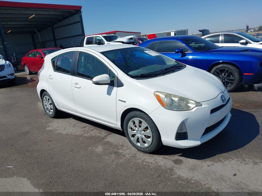 2012 TOYOTA PRIUS C TWO