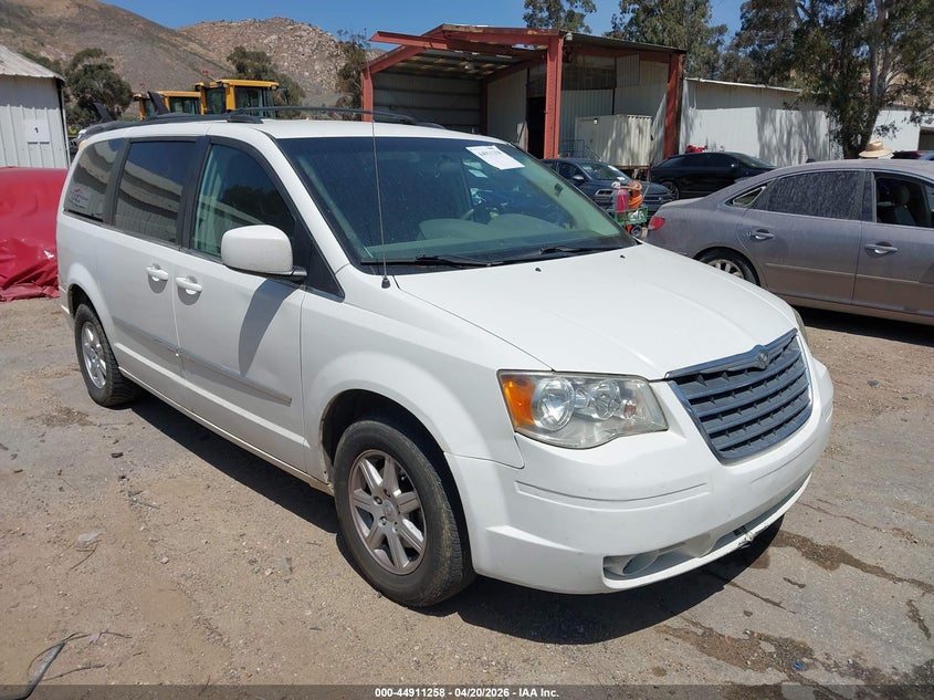 2010 Chrysler Town & Country Touring