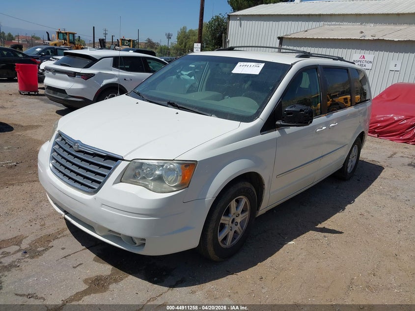 2010 Chrysler Town & Country Touring