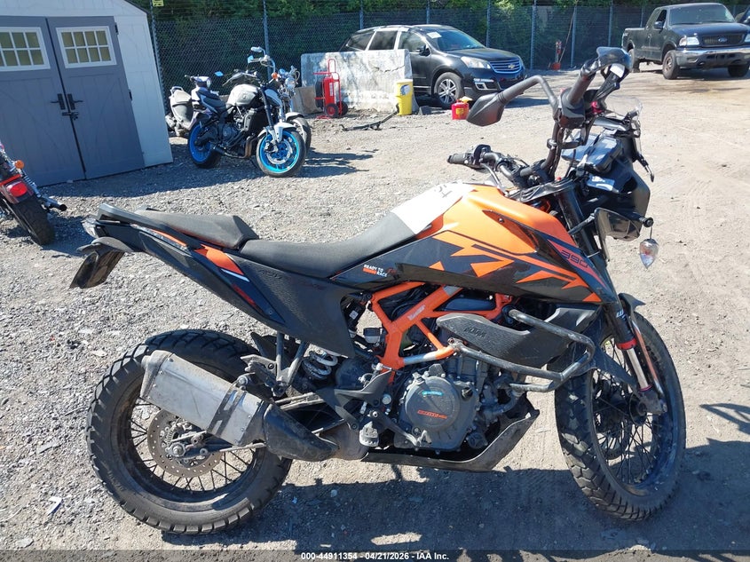 VIN: MD2JGJ402RN215194 2024 KTM 390 ADVENTURE
