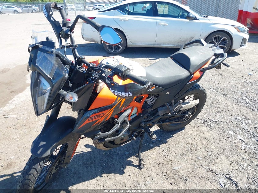 VIN: MD2JGJ402RN215194 2024 KTM 390 ADVENTURE