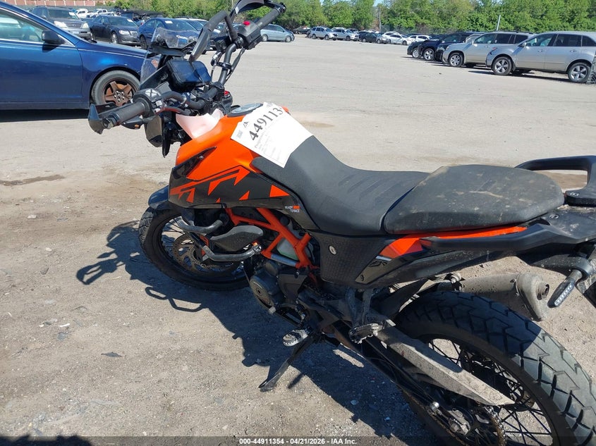 VIN: MD2JGJ402RN215194 2024 KTM 390 ADVENTURE