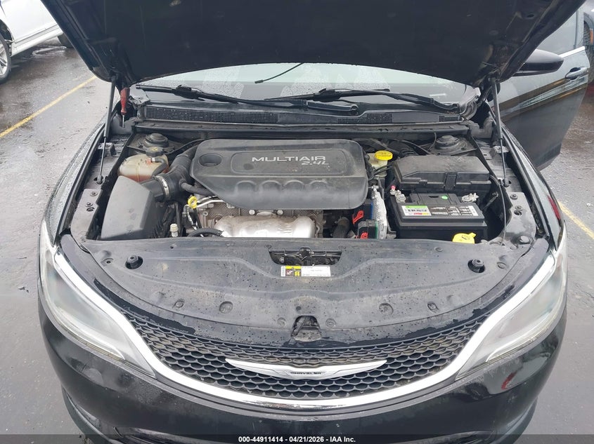 2015 CHRYSLER 200 SEDAN 2.4L I-4 VVT, 184HP