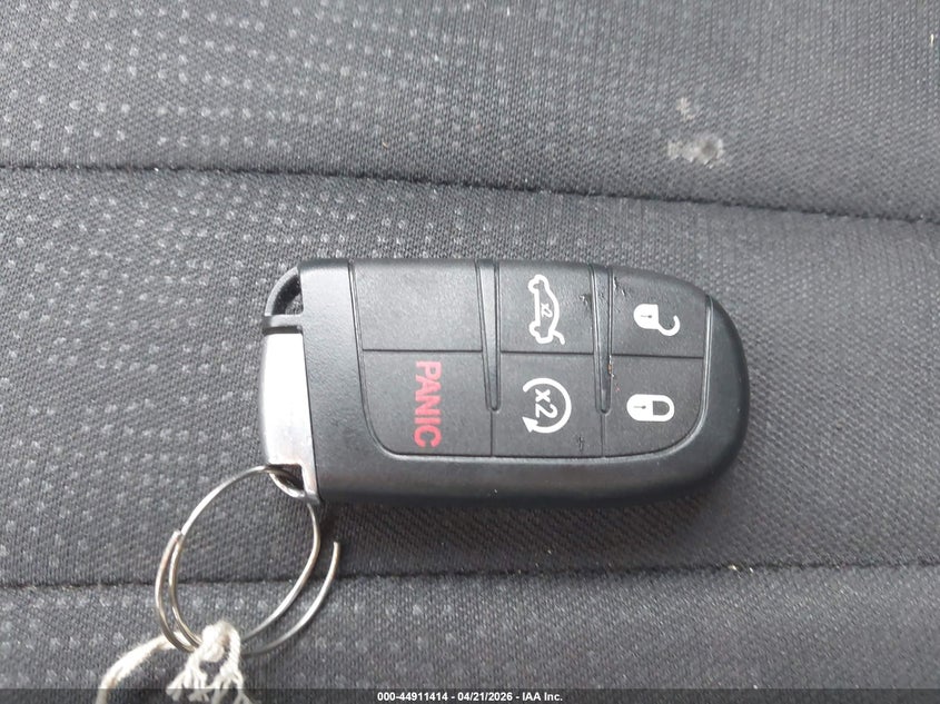 2015 CHRYSLER 200 SEDAN 2.4L I-4 VVT, 184HP