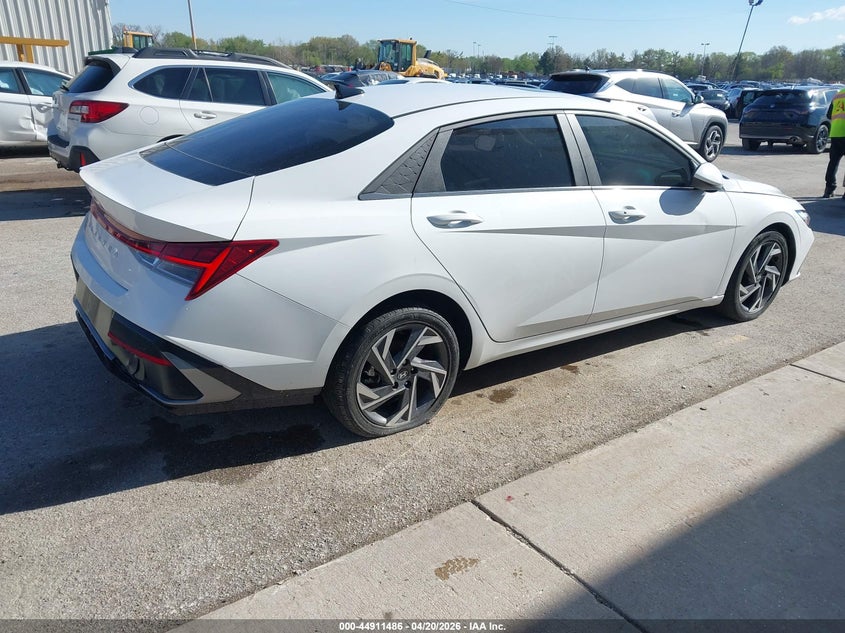 VIN KMHLS4DGXRU678990 2024 HYUNDAI ELANTRA SEL