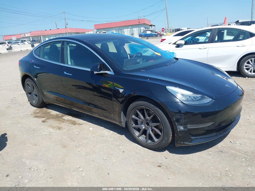 TESLA MODEL 3 2019. Lot# 44911498. VIN 5YJ3E1EA1KF410283. Photo 1