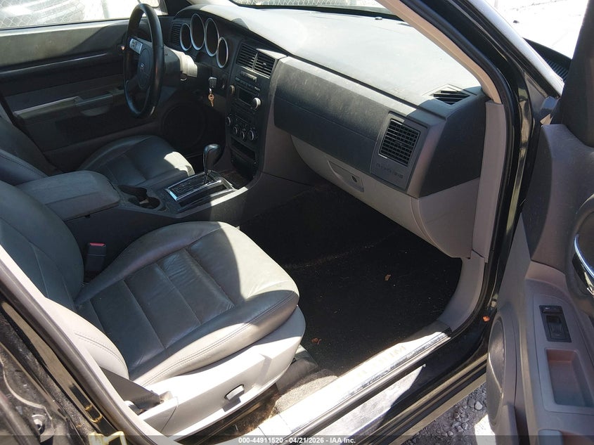 2005 Dodge Magnum Rt