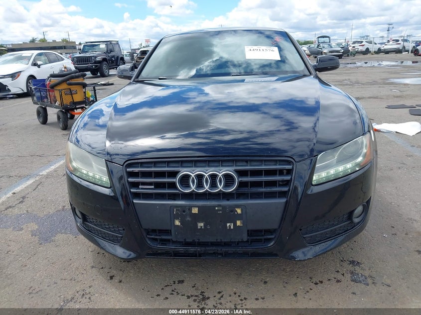 2011 Audi A5 2.0T Premium VIN: WAULFAFR2BA060203 Lot: 44911576