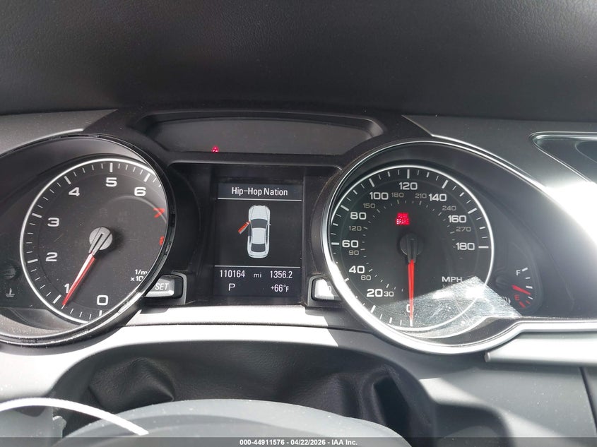 2011 Audi A5 2.0T Premium VIN: WAULFAFR2BA060203 Lot: 44911576