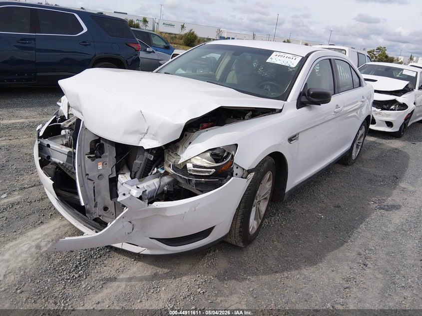 2017 Ford Taurus Se 1FAHP2D81HG117394 photo 1