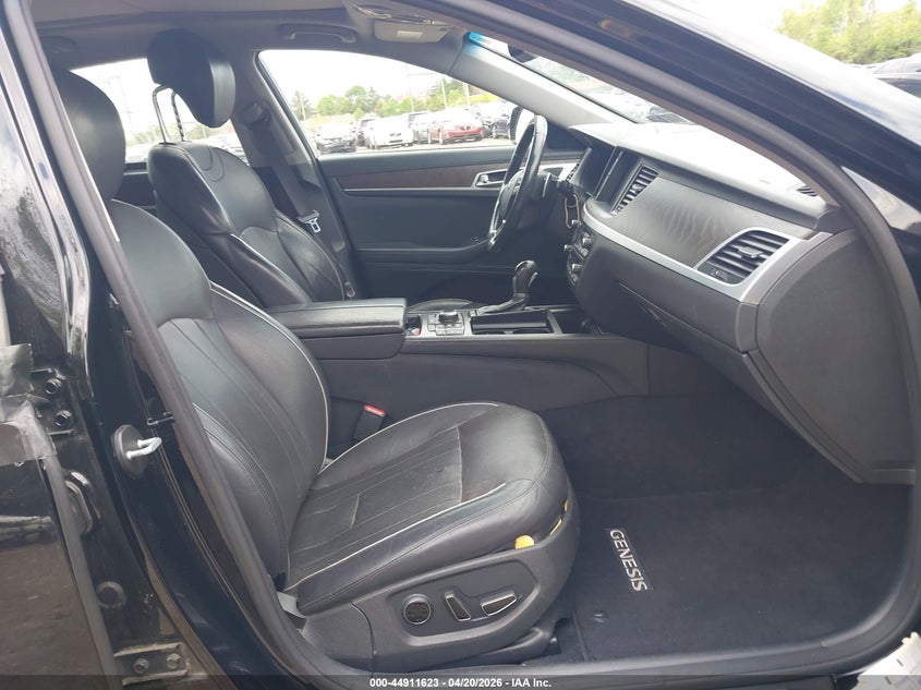 2015 Hyundai Genesis 3.8