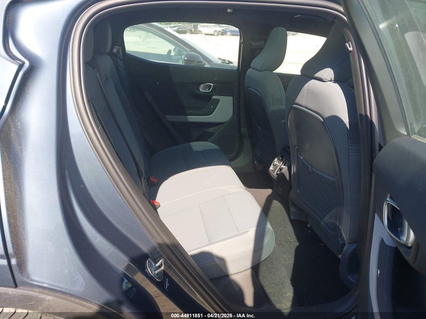 2024 Polestar 2 Long Range Dual Motor/Long Range Dual Motor Plus VIN: YSMFD3KA5RL223835 Lot: 44911851