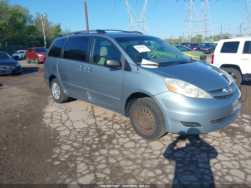 2006 Toyota Sienna Le