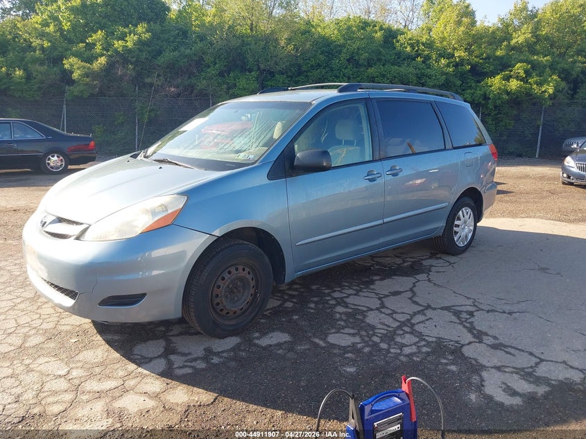 2006 Toyota Sienna Le