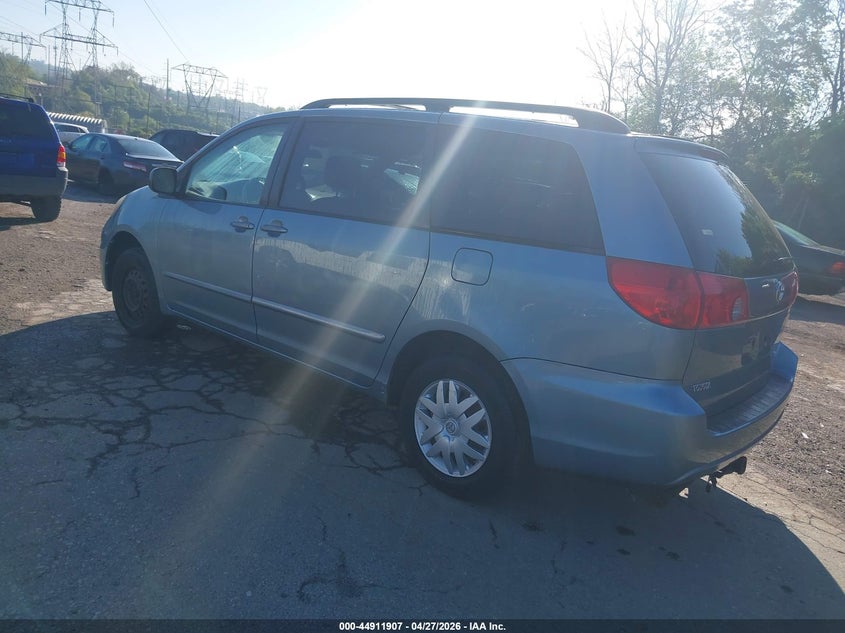2006 Toyota Sienna Le