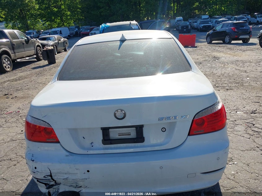 2008 BMW 528Xi VIN: WBANV13528CZ52705 Lot: 44911923