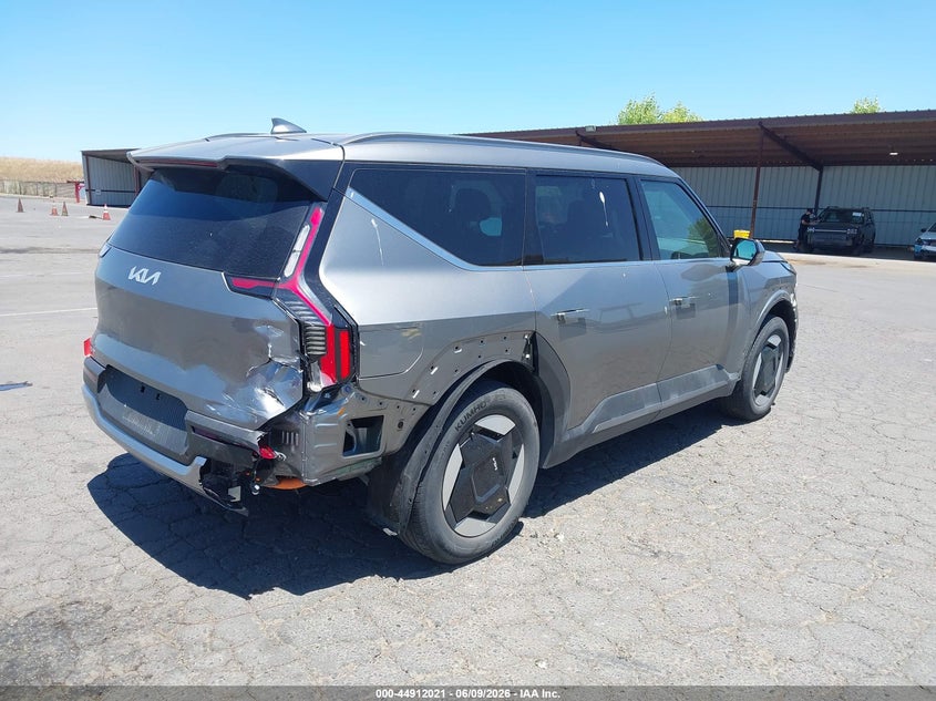 Vin: kndaffs56r6043301, lot: 45409390, kia ev9 wind 20244